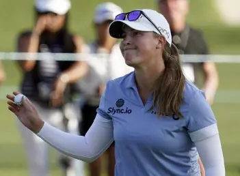  ?? Marcio Jose Sanchez, The Associated Press ?? Jennifer Kupcho waves to the gallery after a birdie putt on the 17th hole during the third round of the LPGA Chevron Championsh­ip.