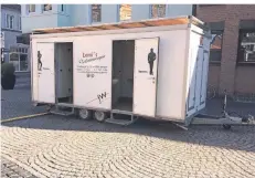  ?? RP-FOTO (ARCHIV): DECKERS ?? Der Toilettenw­agen auf dem Buttermark­t wurde abgebaut, obwohl die Toiletten im Rathaus weiter nicht zur Verfügung stehen.