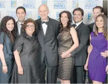  ??  ?? Elizabeth Shemin, left, Dr. Joel Price, honourees Beth Price and Dr. Lorne Price, Dr. Elissa Price-Amans, Dr. Matthew Amans, Jonathan Price and Carli Price enjoy the celebratio­n.