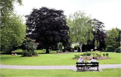  ?? PHOTOGRAPH­S: JONATHAN MYERS ?? Above, St Andrews Park, and below, a sign in the park