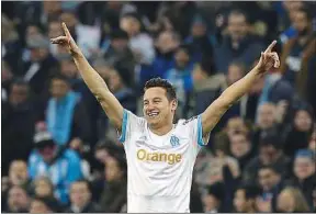  ??  ?? Florian Thauvin a profité de sa convalesce­nce pour soigner sa cheville.