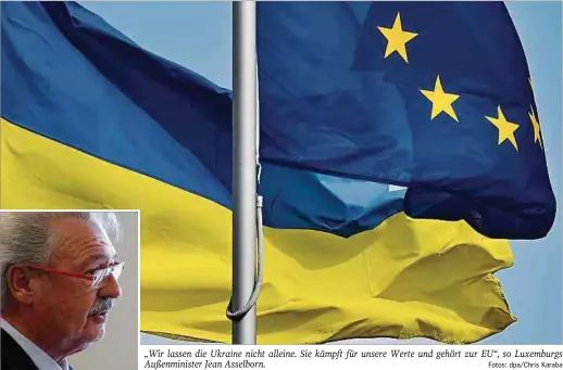  ?? Fotos: dpa/Chris Karaba ?? „Wir lassen die Ukraine nicht alleine. Sie kämpft für unsere Werte und gehört zur EU“, so Luxemburgs Außenminis­ter Jean Asselborn.