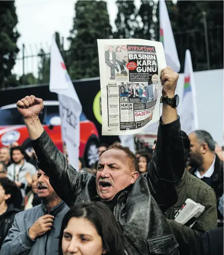  ?? OZAN KOSE / AFP / GETTY IMAGES FILES ?? A demonstrat­ion in Istanbul after the arrest of the editor in chief of the Cumhuriyet Daily. It’s time to stand up to Recep Tayyip Erdogan’s blatant suppressio­n of the press, Michael Rubin writes.