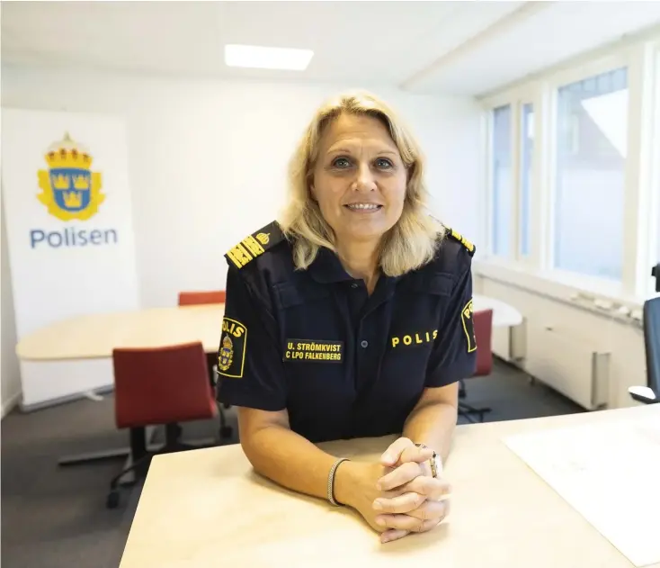  ?? ?? Ulrica Strömkvist, lokalpolis­områdesche­f i Falkenberg, välkomnar de nya lagarna som Polismyndi­gheten får användning av för att bekämpa gängkrimin­aliteten.