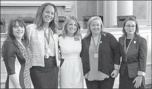  ?? Arkansas Democrat-Gazette/BENJAMIN KRAIN ?? Courtney Cochran, (center), the 2017 Arkansas Teacher of the Year, stands with this year’s four semi-finalists for the 2018 award during an Arkansas Department of Education recognitio­n event Wednesday at the state Capitol. They are (from left), Amanda...