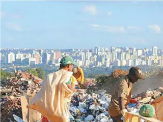  ?? WILSON DIAS/AGÊNCIA BRASIL ?? Os dez lixões, alvos de fechamento, estão na Região Serrana, Costa Verde, Norte e Sul Fluminense