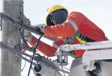  ?? JASON BAIN / POSTMEDIA NEWS FILES ?? BCE Inc. will be spending $854 million to connect Montreal homes to its fibre network.