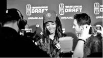  ??  ?? Chiquita Evans just made history by becoming the first woman drafted into the NBA 2K League.