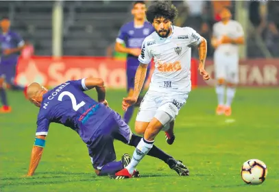  ?? Dante Fernandez/AFP ?? Defensor estuda pedir pontos da derrota para o Atlético-MG na Libertador­es na quarta-feira (20)