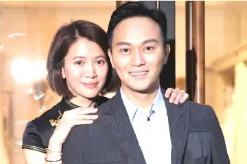  ??  ?? Julian and actress wife Anita Yuen are largely seen to be in a stable marriage.