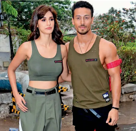  ?? co-star Disha Patani ?? Tiger Shroff with his Baaghi 2