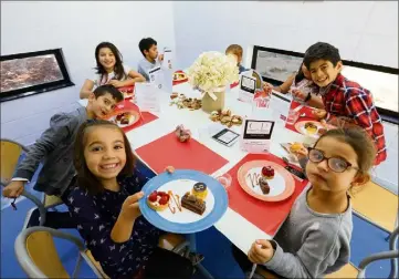  ?? (Photo archives Patrice Lapoirie) ?? Regrouper les repas servis par le CCAS, Cannes Bel Âge et les écoles, cela représente   menus par an !