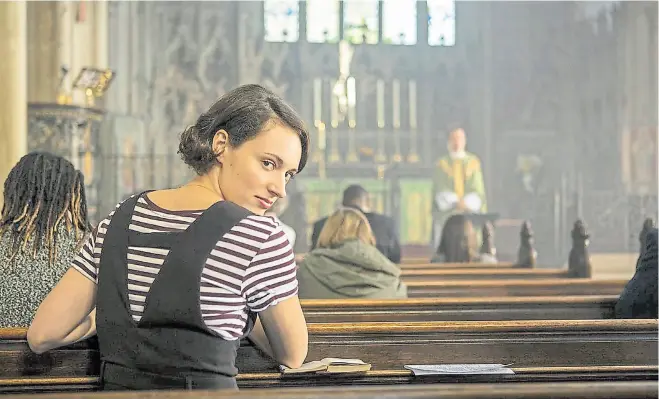  ?? Amazon prime video ?? Waller-Bridge, en la segunda temporada de Fleabag, la historia de un inusual triángulo amoroso entre su personaje, un sacerdote y Dios