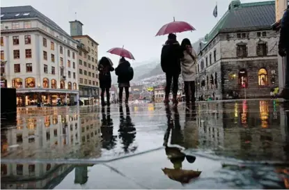  ?? FOTO: EIRIK BREKKE ?? SOM NORMALT: Det blir ingen hvit nyttårsaft­en i Bergen, ifølge statsmeteo­rologens prognoser.