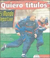  ?? FOTO: M. MORENO ?? 31-diciembre
Ronaldo y Robson, al sprint
El Barça se sacó el 14 de mayo de 1997 en Rotterdam la espina de seis años antes