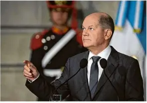  ?? Foto: Luis Robayo/afp ?? Bundeskanz­ler Olaf Scholz (SPD) während einer Pressekonf­erenz in Buenos Aires.