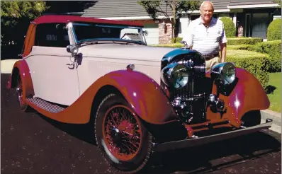  ?? PHOTO BY DAVID KRUMBOLTZ ?? Gordon Johnson, of Alamo, appears with his 1934 3½-liter Derby Bentley.