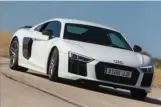  ??  ?? AUDI R8 PLUS Es el primer coche de fibra de carbono de la clasificac­ión y, además, el primer atmosféric­o. Tiene tracción total y un V10 de 610 CV que suena como los ángeles.