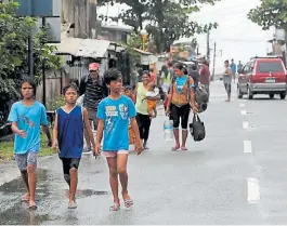  ?? EFE ?? Temor. En forma preventiva fueron evacuadas 13.000 personas.