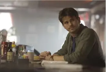  ?? RYAN GREEN/ABC ?? In Kevin (Probably) Saves the World, Jason Ritter plays a disillusio­ned man who suddenly gets a higher mission.