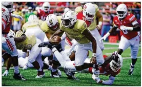  ?? COREY PERRINE / GETTY IMAGES ?? Texas State quarterbac­k Willie Jones III is expected to make his fourth start of the season Saturday when the Bobcats face UTSA.