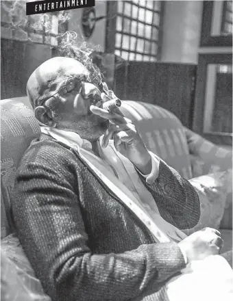  ?? Picture: Sebabatso Mosamo ?? Steve Harvey enjoys a cigar.