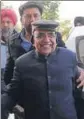  ?? HT PHOTO ?? Former PTU VC Rajneesh Arora being taken to a court in Jalandhar on Monday.