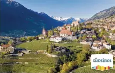  ?? FOTO: TOURISMUSV­EREIN SCHENNA/DIETMAR DENGER ?? Schenna auf dem Sonnenhang über Meran verbindet urbanes Flair, ländlichen Charme und eine vielfältig­e Natur.