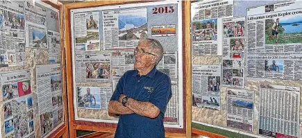  ?? BARRY HARCOURT ?? Te Anau’s Ray Willett has been keeping all news clippings from papers since the very first Kepler Challenge in 1988.