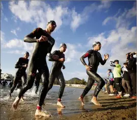  ?? Pas le temps de traîner après la natation, direction les vélos.(Photos ??