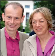  ??  ?? Couple: Andrew Marr and wife Jackie Ashley