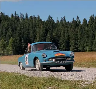  ??  ?? Left: super-rare UMAP of Jaap van den Broek and Roel Dijkstra from The Netherland­s enjoying a gravel pass through the Slovenian forest – this may be the actual car that finished 12th on the 1958 rally. Above: Martin O’donovan welds a driveshaft to keep his Autobianch­i (shipped over from the US) in the rally