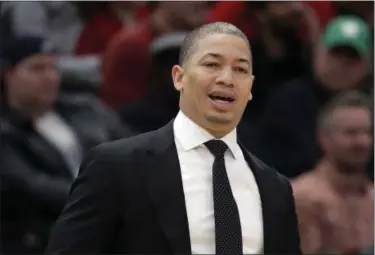  ?? NAM Y. HUH — THE ASSOCIATED PRESS ?? Cavaliers coach Tyronn Lue looks on against the Bulls on March 17 in Chicago.