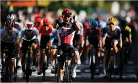  ??  ?? Caleb Ewan showed his sprint credential­s by outlasting Peter Sagan and Sam Bennett in Sisteron. Photograph: Benoît Tessier/Reuters