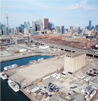  ?? SIDEWALK TORONTO VIA AP ?? This currently rundown section of the Toronto lakefront could be transforme­d into one of the most highly wired places on the planet if a plan by Google’s parent company goes ahead.