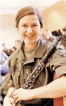  ??  ?? Stefanie Rofner ist seit 2014 bei der Militärmus­ik und will die Musik zu ihrem Beruf machen.