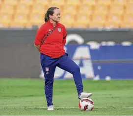  ?? Fernando Llano / Associated Press ?? Twila Kilgore is an assistant for the U.S. women’s national team and one of just four women in the United States who hold the U.S. Soccer Federation’s elite pro license.