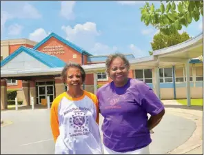  ?? (Arkansas Democrat-Gazette/Helaine R. Williams) ?? Dr. Frances Harris and Brenda Gilbert make up the two-person planning committee working to make the Horace Mann Transition­al Class of 1972’s Solid Gold Class Reunion, July 15-17, a success.