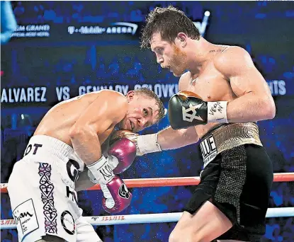  ?? FOTOS: IMAGO7 Y AFP ?? Saúl Álvarez (d) derrotó a Gennady Golovkin