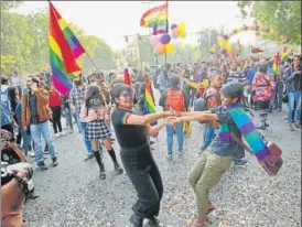  ?? HT ARCHIVE ?? ■
People participat­e in a queer parade in Delhi on November 25, 2018.