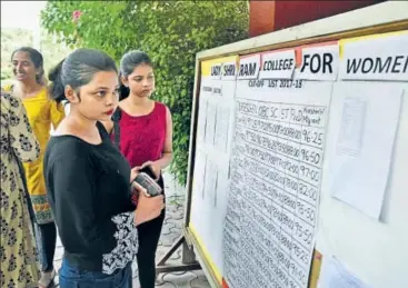  ?? SUSHIL KUMAR/HT PHOTO ?? Many students said they were surprised and relieved with the lower cutoffs this year.