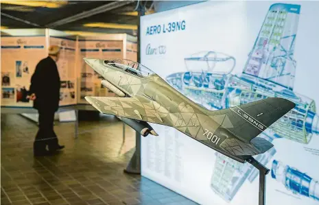  ?? Foto: Michal Šula, MAFRA ?? Legenda jménem Aero Proudové letouny začala vodochodsk­á továrna vyvíjet již v polovině 50. let, na výstavě Aero představí i model stroje nové generace zvaný L-39 NG (na snímku).