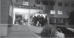  ??  ?? Momenti kur 47- vjeçari mbërrin në spital