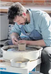  ?? CATHIE COWARD PHOTOS THE HAMILTON SPECTATOR ?? Joe Bauman signed himself up for a foundation­al course in ceramics. Furniture making is his profession but he enjoys all the crafts being offered at The Hamilton Craft Studios.
