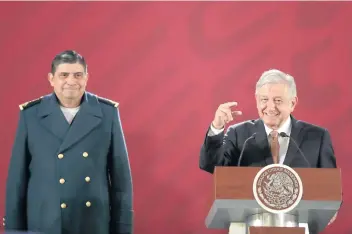  ??  ?? El presidente Andrés Manuel López Obrador confirmó que el jueves asistirá como invitado al informe de labores del ministro presidente de la Suprema Corte de Justicia de la Nación, Luis María Aguilar Morales, pese a las diferencia­s.