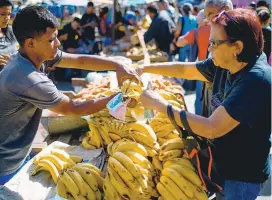  ?? FOTO AF¨P ?? El Gobierno venezolano dijo que “ajustará” el precio de 50 productos aunque no dio detalles de cuáles serán.