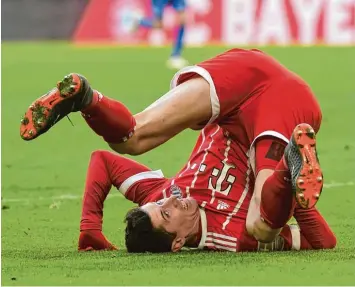  ?? Foto: Jan Huebner ?? Zurück auf dem Boden der Tatsachen – oder so: Zum ersten Mal in dieser Saison gelang Robert Lewandowsk­i bei einem Heimspiel kein Tor.