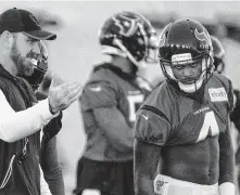  ?? Brett Coomer / Staff photograph­er ?? Texans offensive coordinato­r Tim Kelly, left, doesn’t need to risk Deshaun Watson’s health by playing him too much in the preseason.