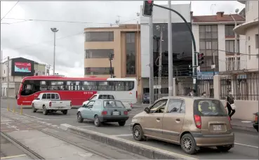  ?? XCA ?? En Cuenca ayer se celebró el Día Mundial sin Auto. La EMOV EP cumplió algunos encuentros.