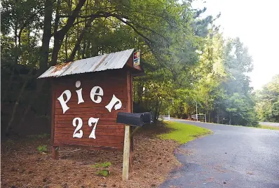  ?? Staff photo by Kelsi Brinkmeyer ?? ■ Pier 27, a well-loved area restaurant, is reopening Friday at 5 p.m. It is located at 16095 Highway 237 between the Sulphur River bridge and Smith Park.